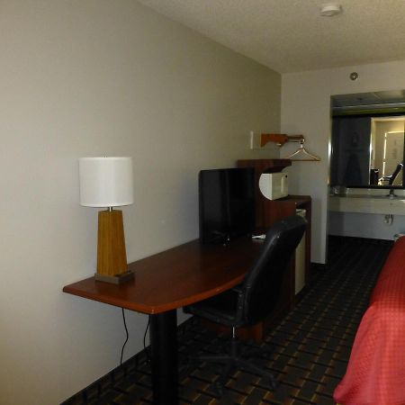 Coach Inn - Summerville ภายนอก รูปภาพ