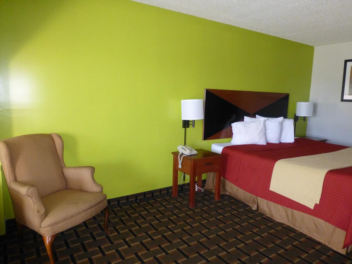 Coach Inn - Summerville ภายนอก รูปภาพ