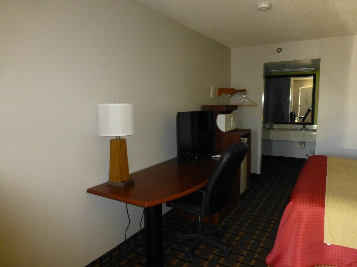Coach Inn - Summerville ภายนอก รูปภาพ
