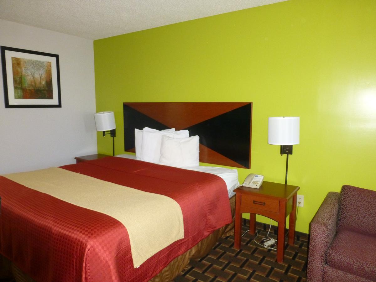 Coach Inn - Summerville ภายนอก รูปภาพ
