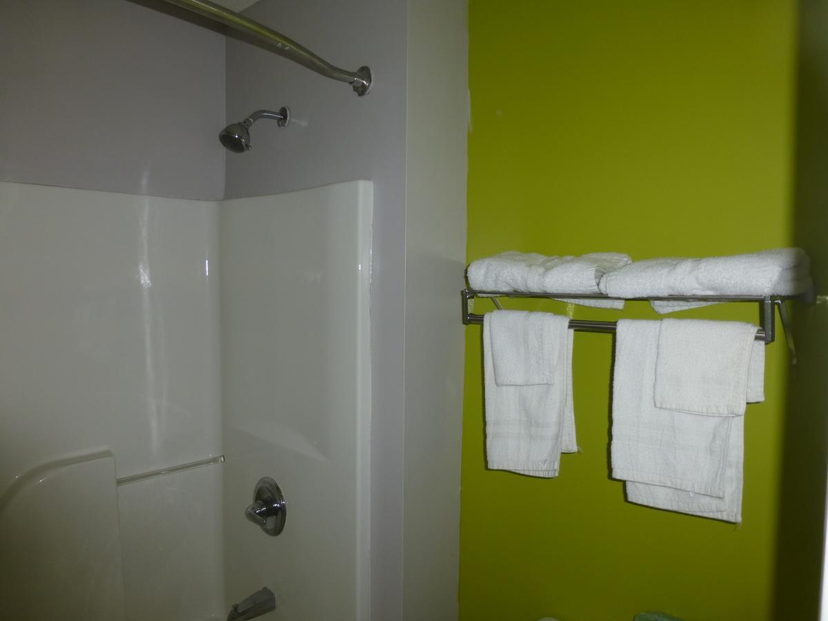 Coach Inn - Summerville ภายนอก รูปภาพ