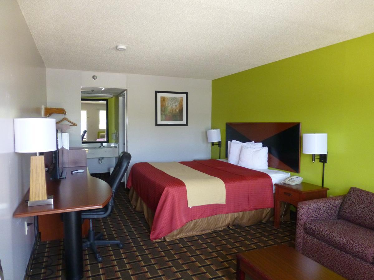Coach Inn - Summerville ภายนอก รูปภาพ