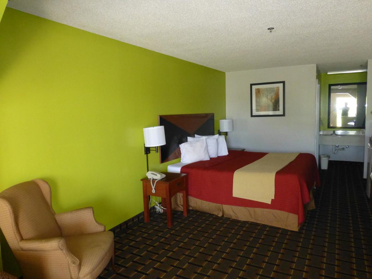Coach Inn - Summerville ภายนอก รูปภาพ