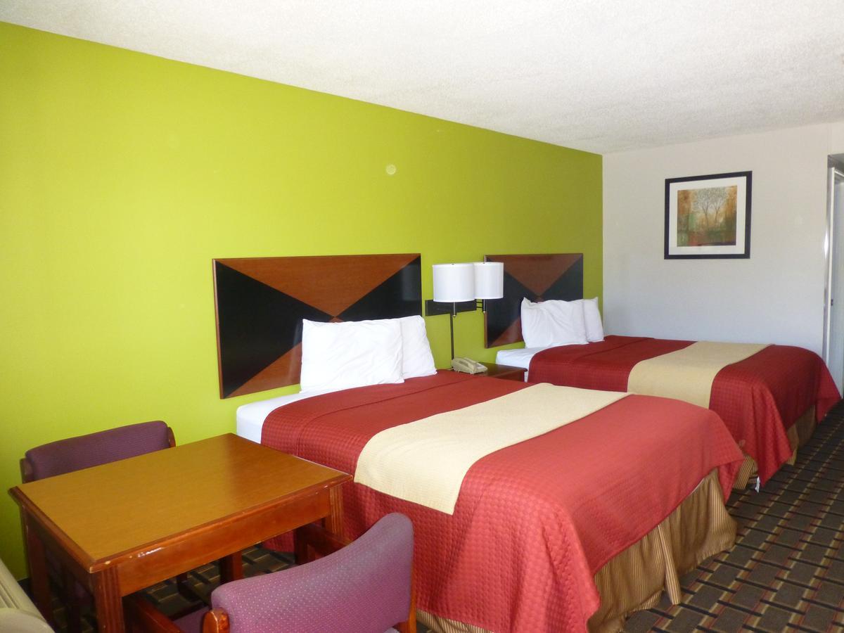Coach Inn - Summerville ภายนอก รูปภาพ